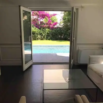 Luxury villa with Pool and Garden perfect location