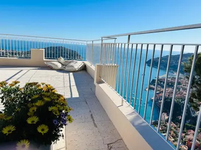 a balcony with a view of the water at - Casa ATI - in Villefranche-sur-Mer