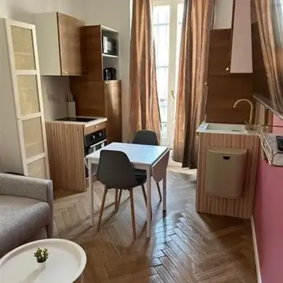 MOON 23 - Appartement Nice 2P