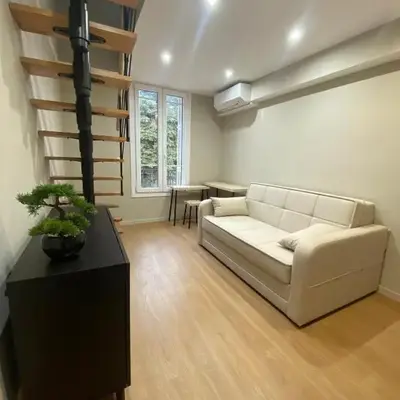 Duplex cosy sur Nice Libération