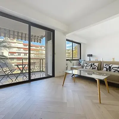 Appartement chic avec balcon Carré d Or Nice