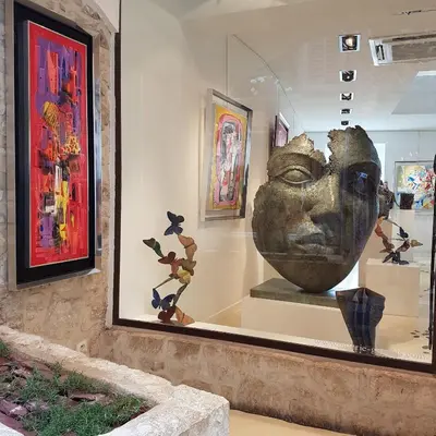 a vase in a display case in a museum at Villa Cornetti in Nice