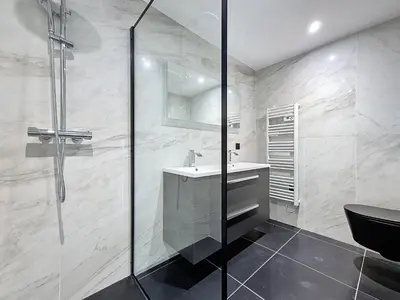a bathroom with a sink and a glass shower at Domaine Datcha - La Dolce Vita, en toute intimité in Aspremont