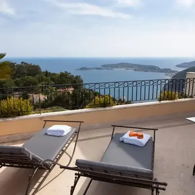 Sunny Panoramic Balcony