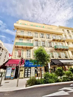 a large building on a city street at Maison de Côte - Felice in Nice