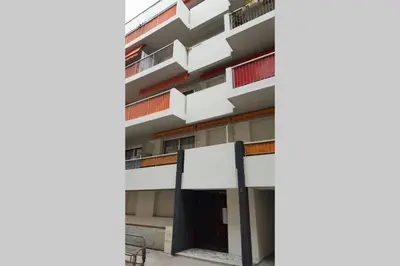 a building with a sign in front of it at Nice Centre, Superbe Studio Proche Mer in Nice
