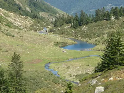 a view of a mountain valley with a river at Chambre chez l'habitant Nice Baie des Anges in Nice