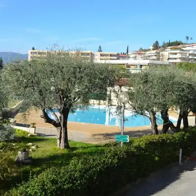 PLEIN CIEL - Appartement 5 personnes avec piscine sur la Corniche Fleurie à Nice