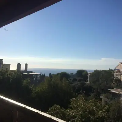 AZURELLE