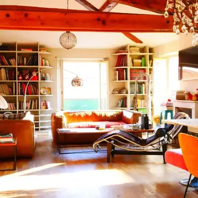 BEAUTIFUL DUPLEX NICE OLD CITY