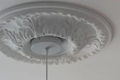 a ceiling light with a white ceiling at Port, vue mer et confort et parking in Nice