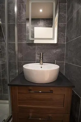 a bathroom with a sink and a mirror at STUDIO PROMENADE FLORIDA BEACH in Nice
