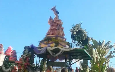 a ride at a carnival with a woman on top at Nizza - Boutique Wohnung - near Hotel Negresco in Nice