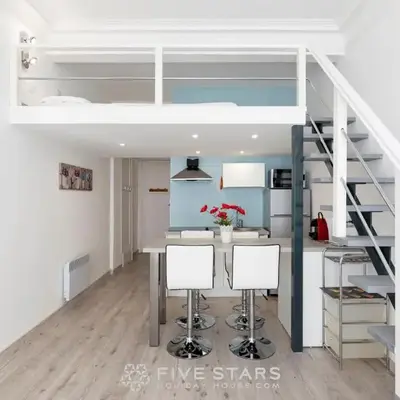 Studio Imperator Five stars holiday house