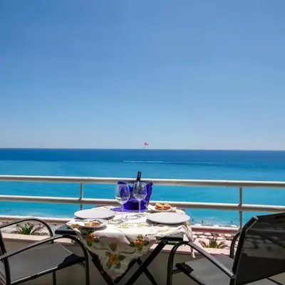 Wonderful Apartment on Sea