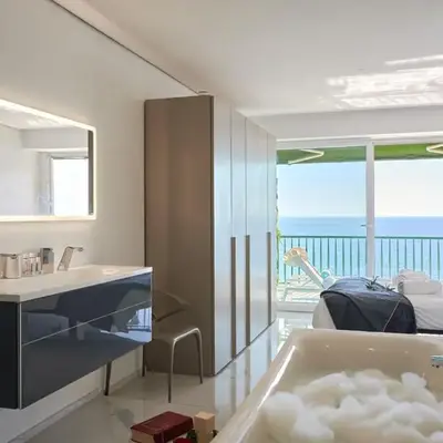 Sunlight Properties - Sky blue - 3 bedroom flat with sea view on the Promenade des Anglais