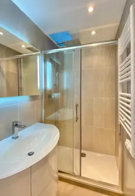 a bathroom with a shower and a sink at Budget studio Berlioz in Nice