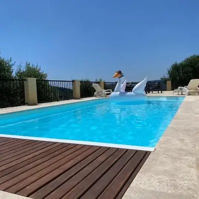 Villa avec piscine chauffée Nice collines