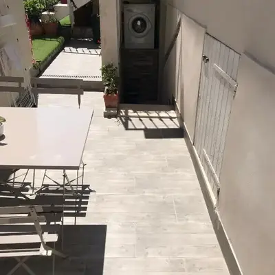 Jolie appartement Nice proche mer et aéroport Une chambre plus salon avec cuisine