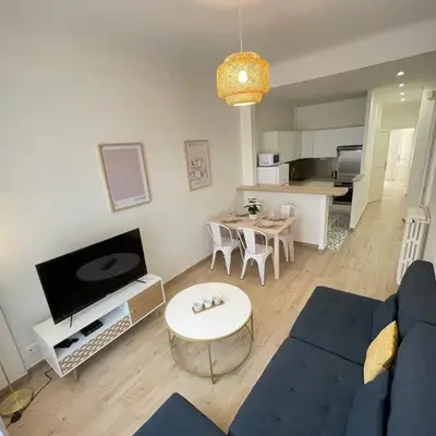 Nice Renting - Penchienatti - Spacious Apartment - 2 BedRooms - King Bed - View Heart of Nice