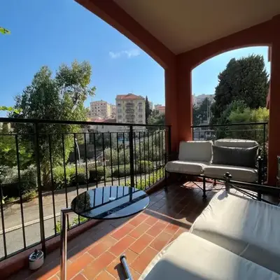 2 pièces avec terrasse en résidence privée