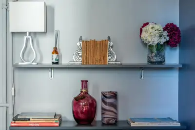 a potted plant sitting on top of a shelf at LX191 2P design & coloré face gare - Balcon & clim in Nice