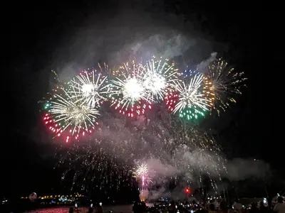 a firework display in the sky at night at Ezevacances Studio Capuccino vue mer 5 mn plage 7 mn gare Wifi in Èze
