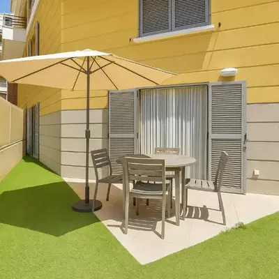 Joli 2 pièces Niçois avec terrasse ensoleillée